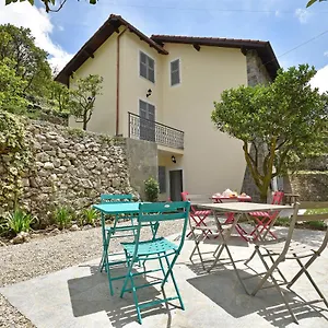 Bed & Breakfast Castelli In Aria, Finale Ligure